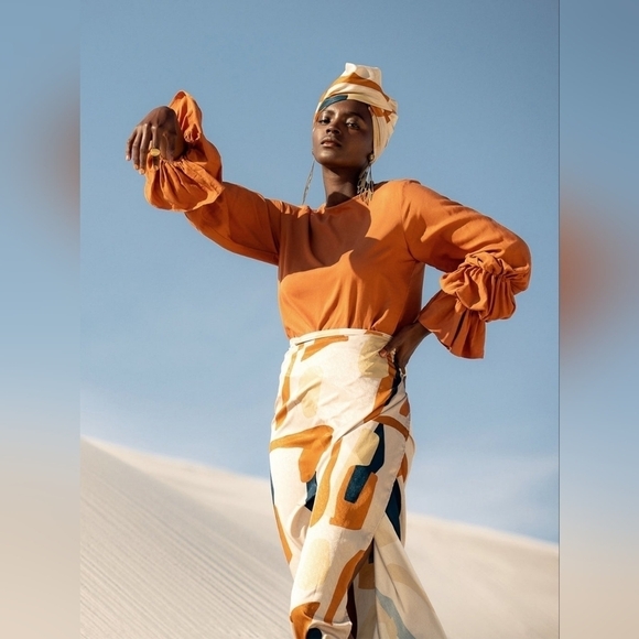 Diarrablu Sustainable Lena Top Solid Rust balloon sleeves blouse S‎ - Picture 3 of 5